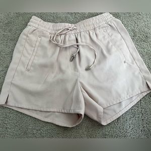 H&M Light Pink Shorts